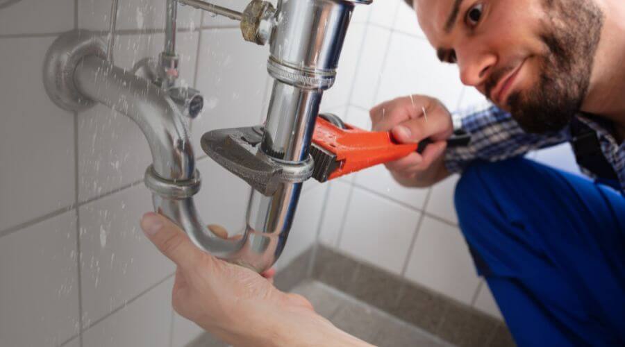 Professional same day plumber services in Victoria, TX